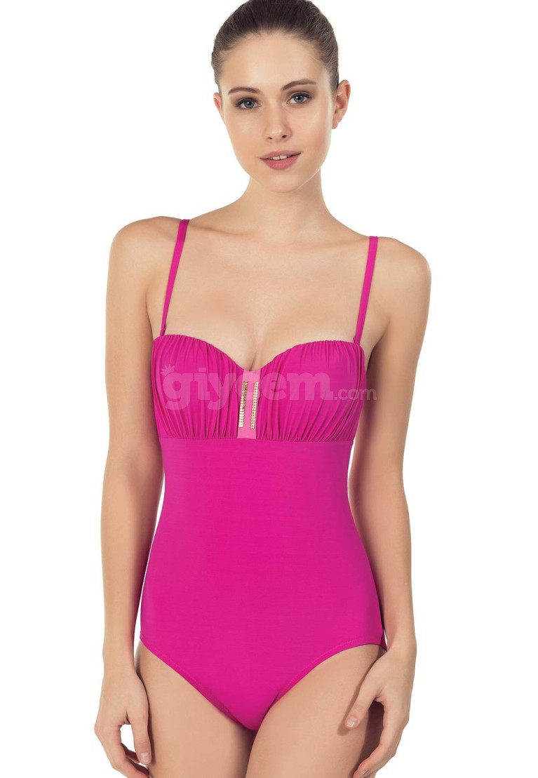 www.giycem.com-Kom-KOM-VALENTİNA-MAYO-31